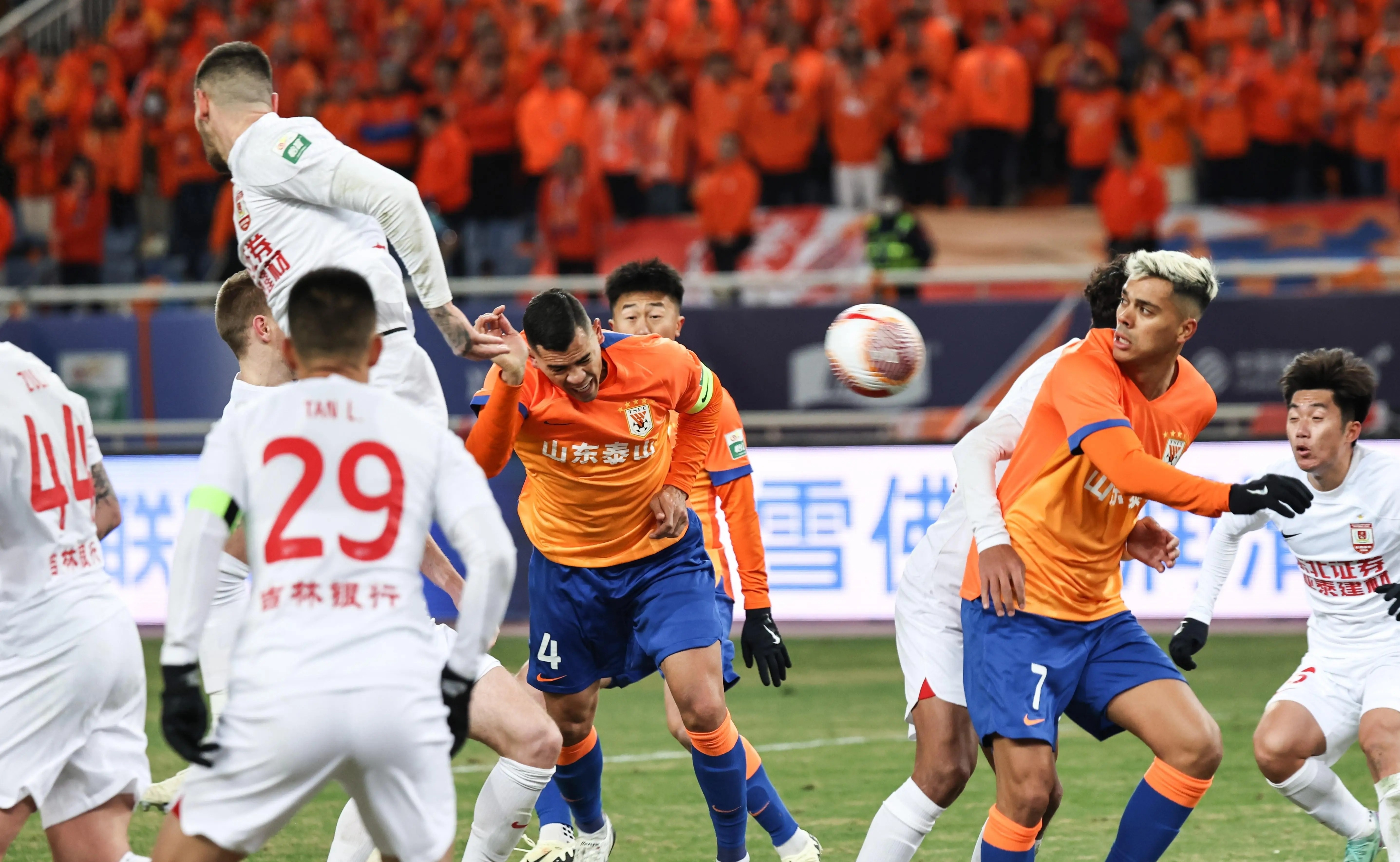 kaiyun-包含上海申花加时末段外线爆发，志在全明星赛名次提升，震撼外界，轮换策略成焦点的词条